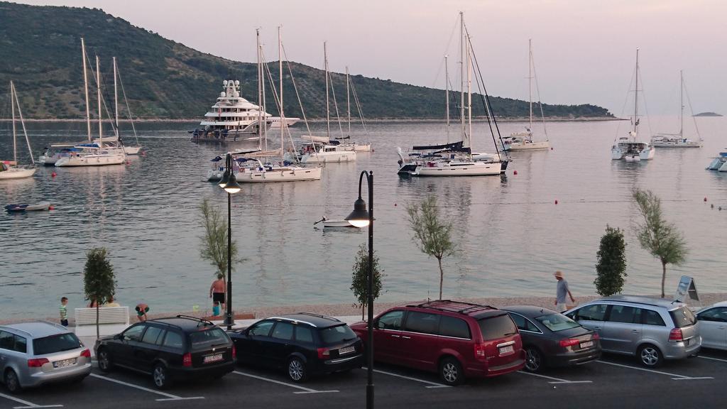 Villa Sisa Primošten Buitenkant foto